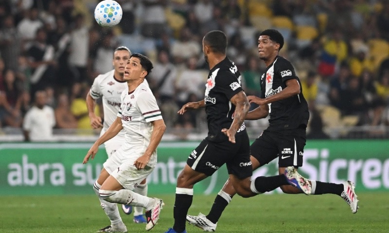Vasco e Fluminense empatam nas oitavas da Copa do Brasil