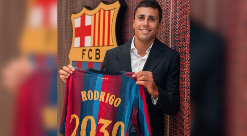 Barcelona dá ‘chapéu’ no Real Madrid, e anuncia Rodri como reforço