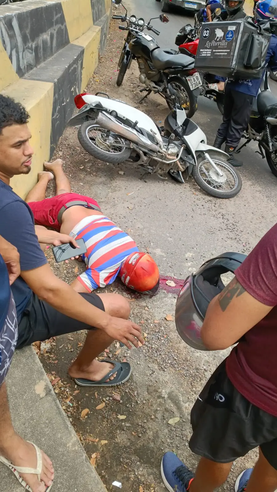 Urgente: motociclista perde controle da moto e m0rre de forma trág1ca próximo à rodoviária; veja imagem