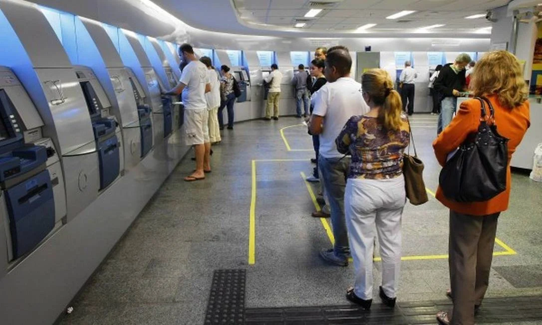 Bancos voltam a funcionar normalmente nesta sexta em Manaus após paralisação de 24 horas