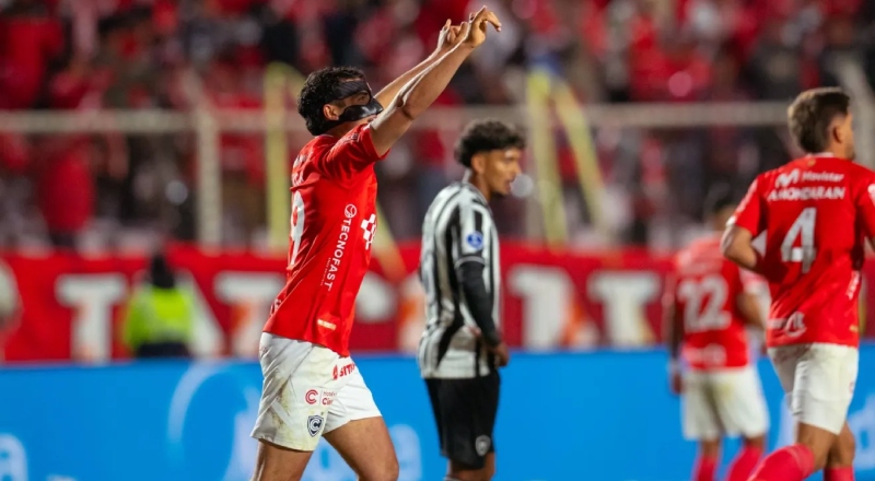 Copa Sul-Americana: Botafogo sofre no Peru, é goleado e precisa de um milagre para se classificar às quartas de final