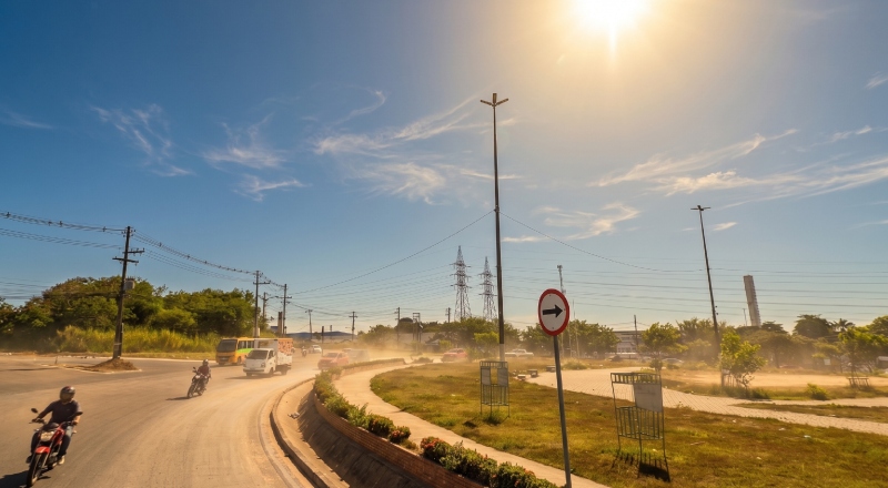 Calor insuportável: Manaus registra 35,4°C, mas sensação térmica é de mais de 50°C no calçadão; veja vídeos