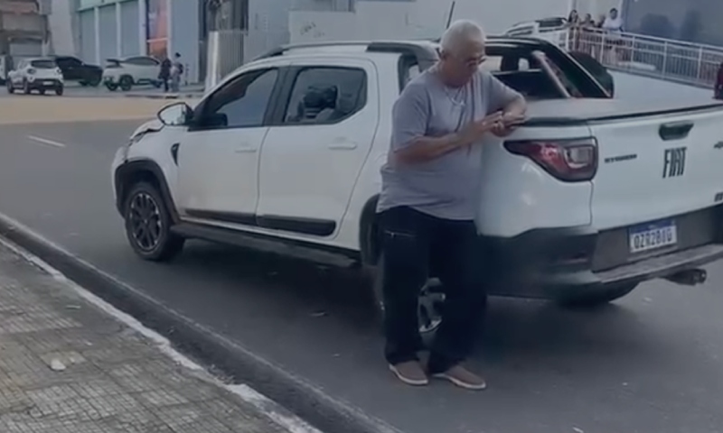 Mulher morre atropelada ao atravessar faixa de pedestres na Av. Rodrigo Otávio, em Manaus; veja vídeo