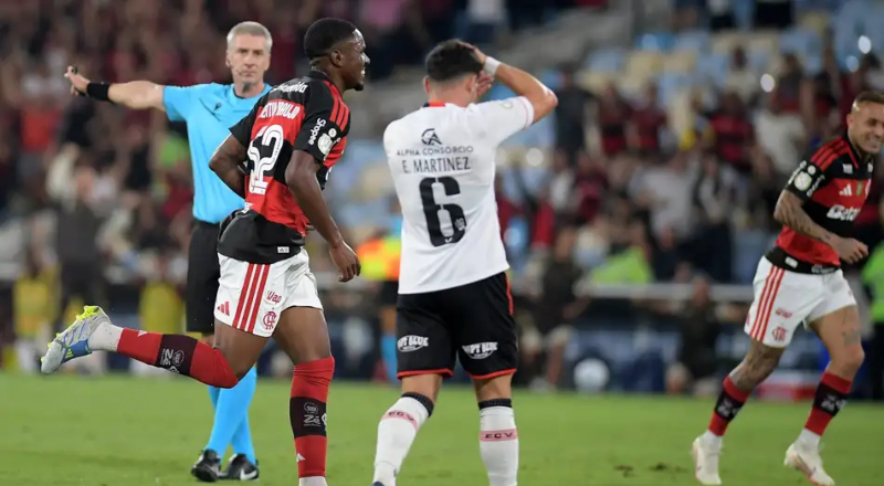Flamengo volta a vencer e segue na caça ao Palmeiras no Brasileirão; veja o resumo do jogo
