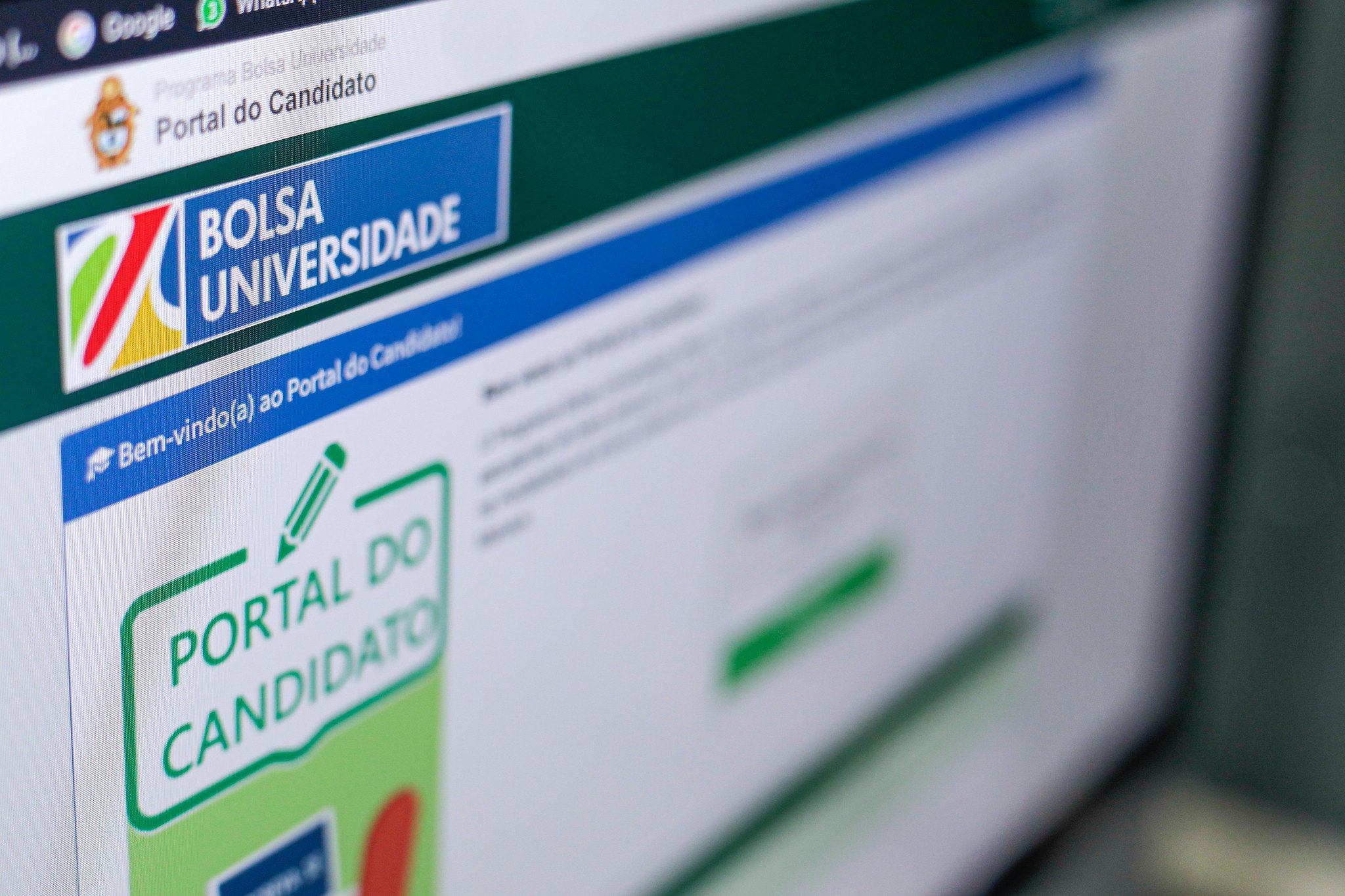 Prefeitura anuncia Bolsa Universidade 2027 com novas oportunidades para graduação
