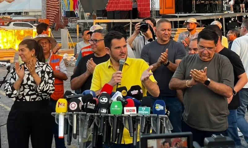 Prefeito Renato Junior realiza visita técnica à estrutura do #SouManaus Passo a Paço 2026