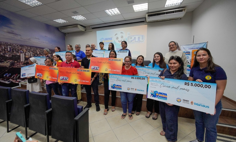 Prefeitura de Manaus entrega R$ 540 mil em premiação dos sorteios do IPTU Premiado e Nota Premiada