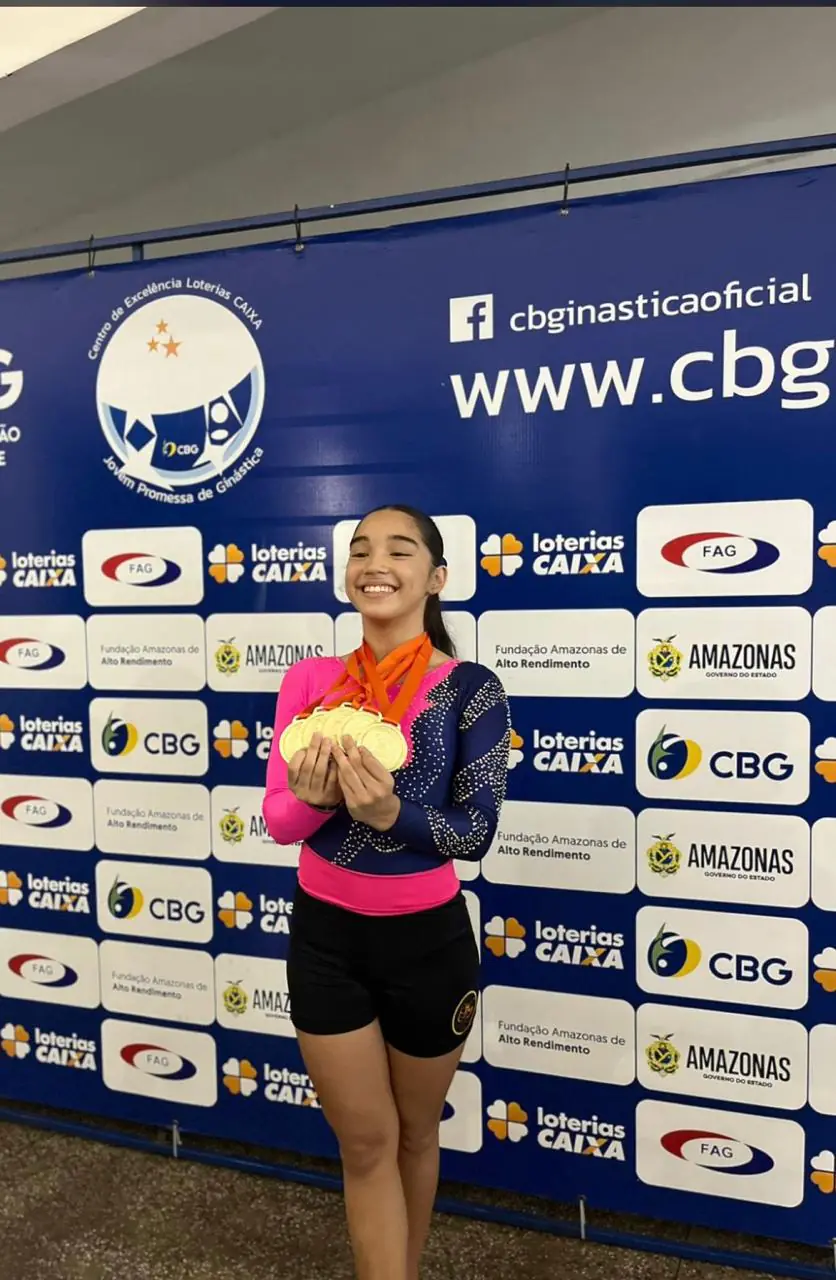Aos 14 anos, ginasta amazonense Beatriz Gomes se destaca com títulos e mira competições nacionais; saiba como ajudar
