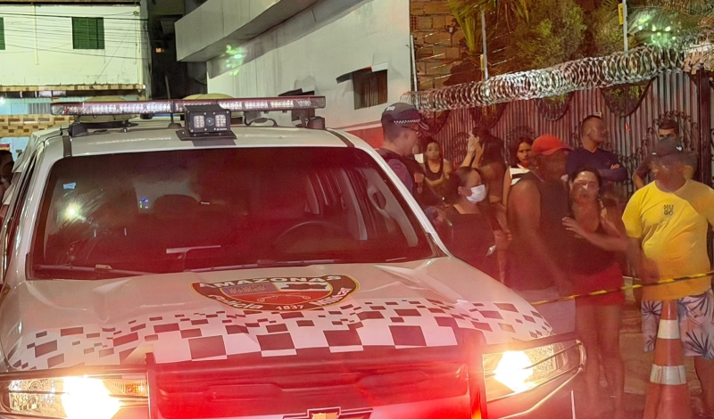 Jovem de 19 anos é morto na Compensa por suposta dívida de R$ 4 mil; veja vídeo