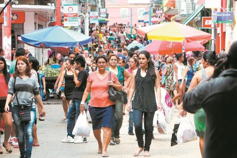 Feriado da pátria: saiba o horário de funcionamento do comércio em Manaus