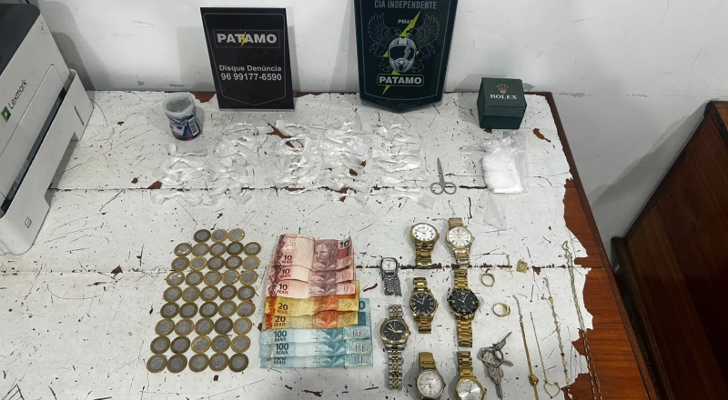Esconderijo diferente: Homem com tornozeleira  eletrônica é preso com drogas escondidas dentro de brinquedo infantil; veja imagens