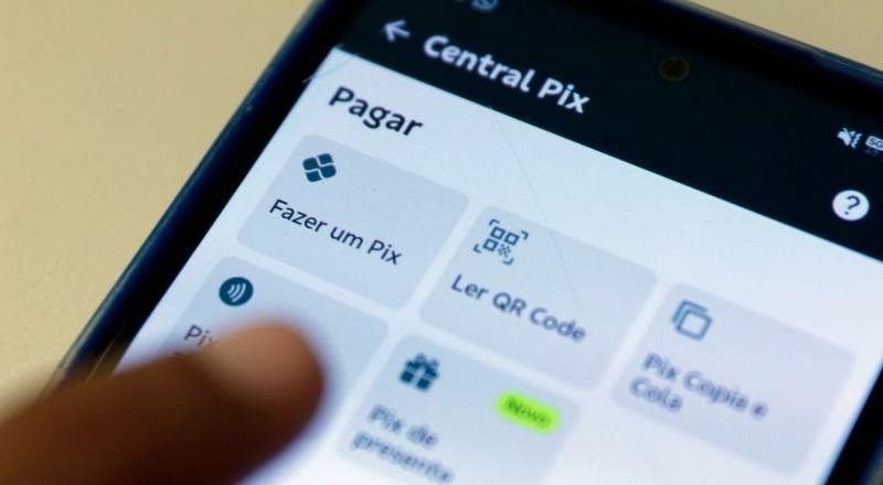 Pix pode atravessar fronteiras: Banco Central avalia integração com sistema de pagamentos da Europa