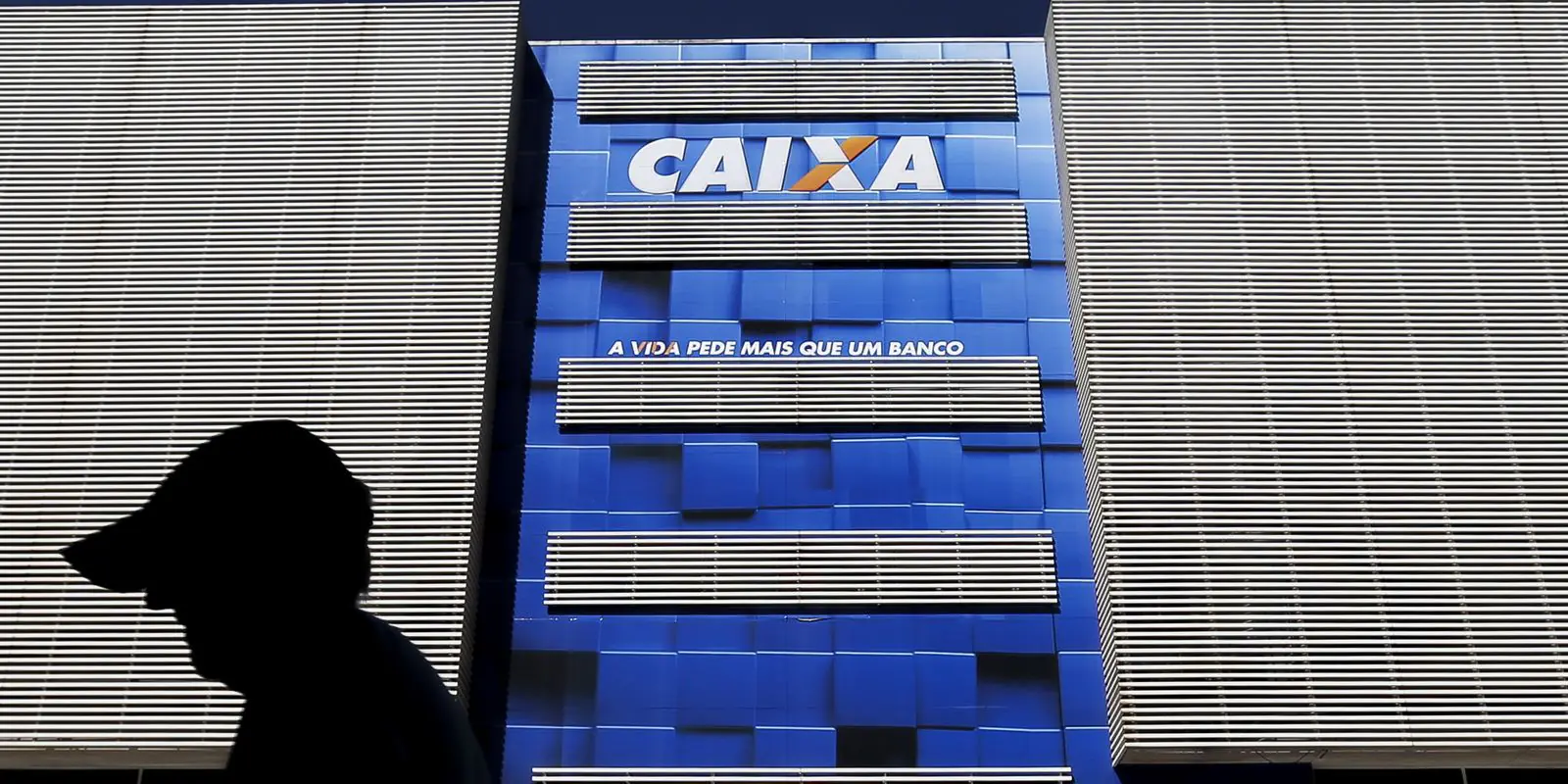 Trabalhadores da Caixa anunciam greve nacional por tempo indeterminado a partir desta semana